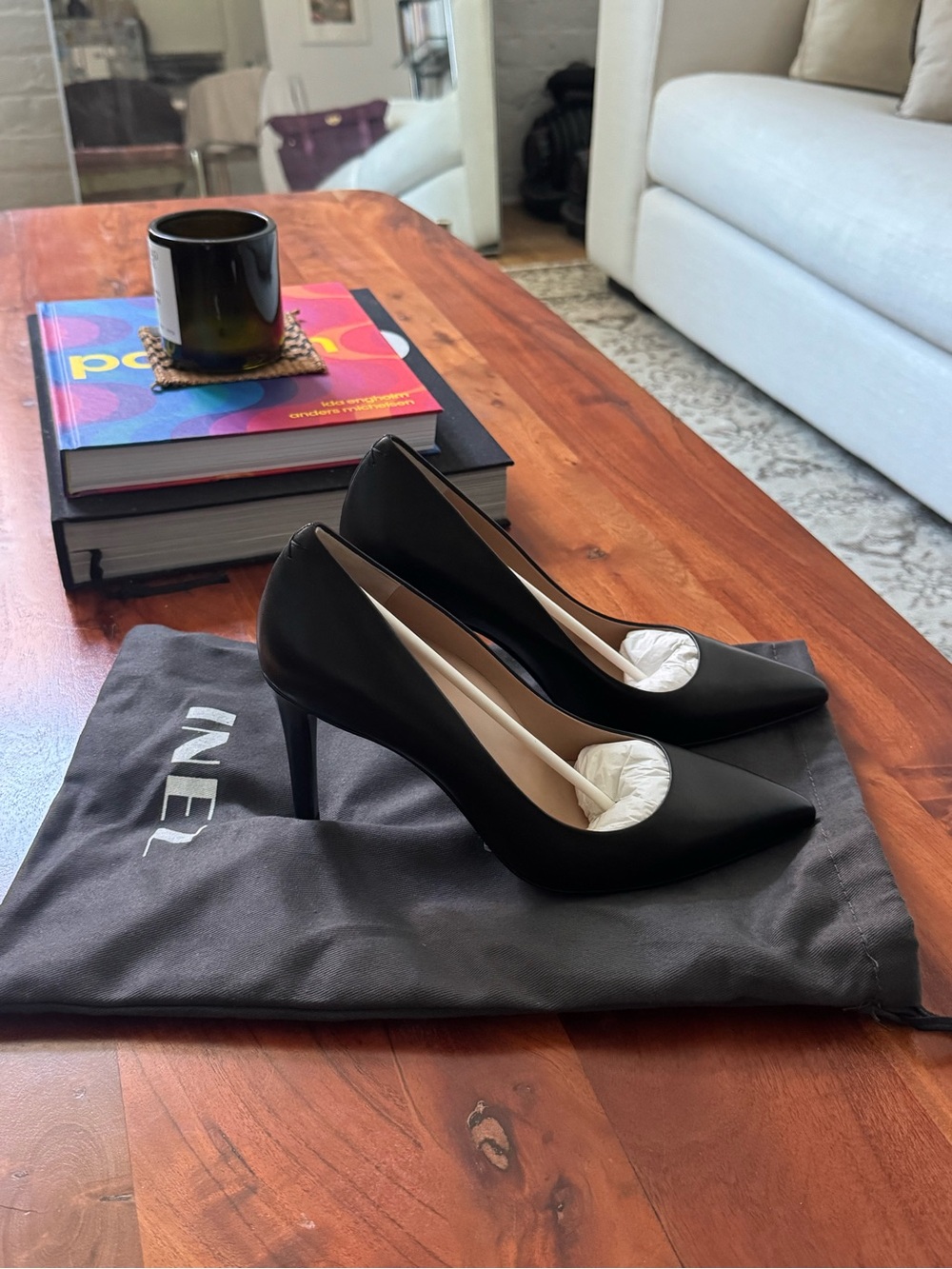 INEZ Black Leather Pumps